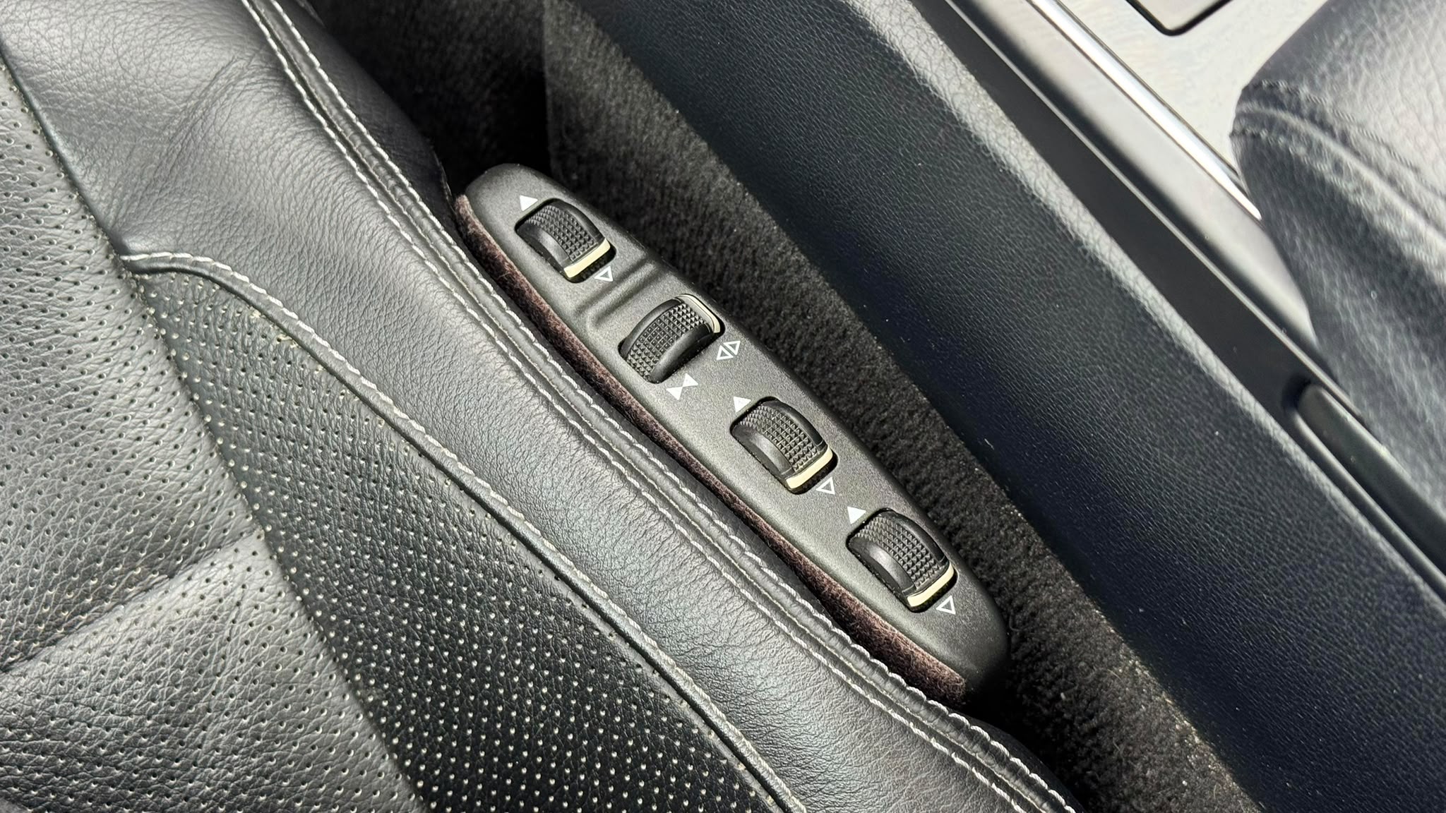 Mercedes-Benz E350