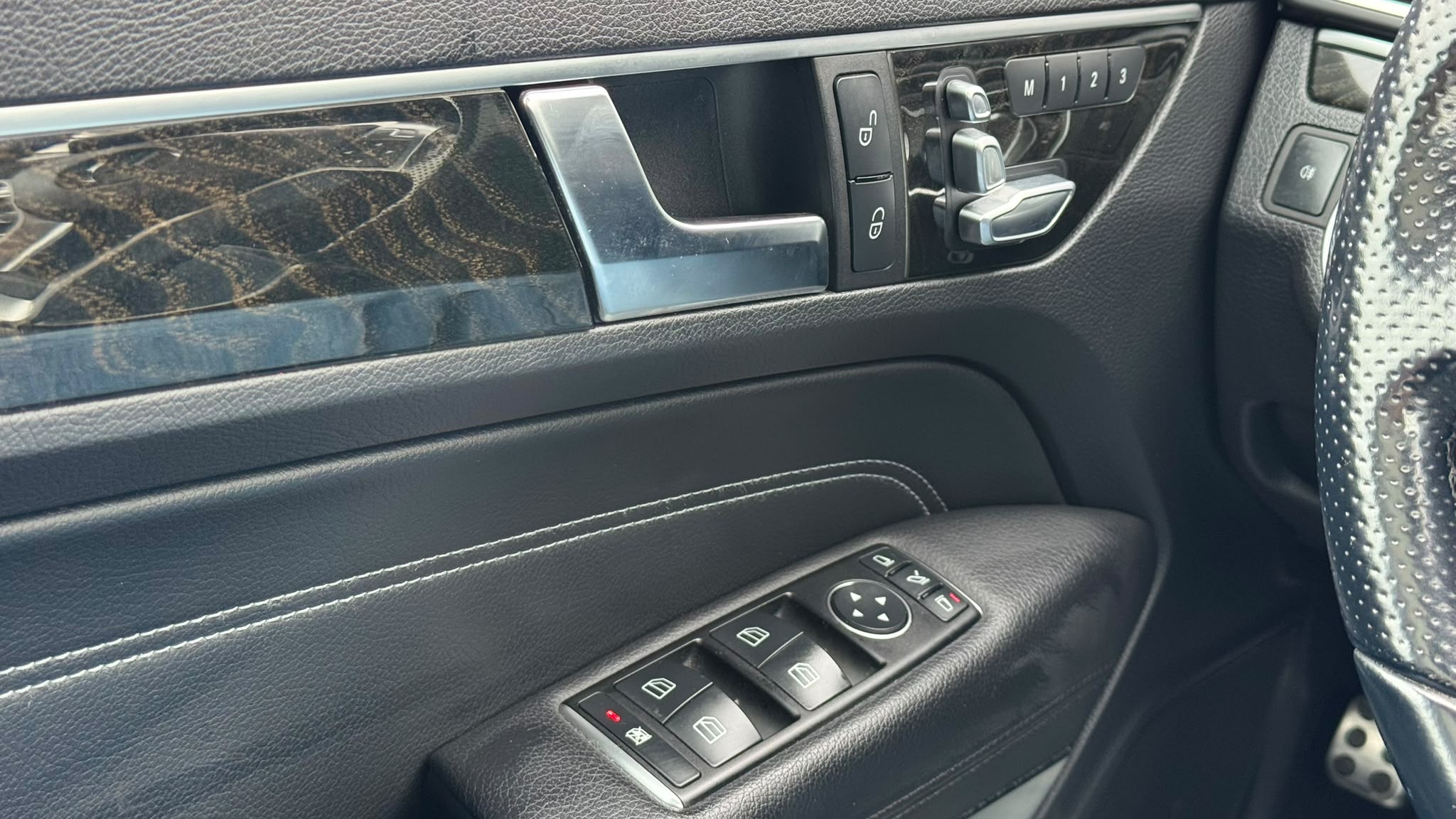 Mercedes-Benz E350