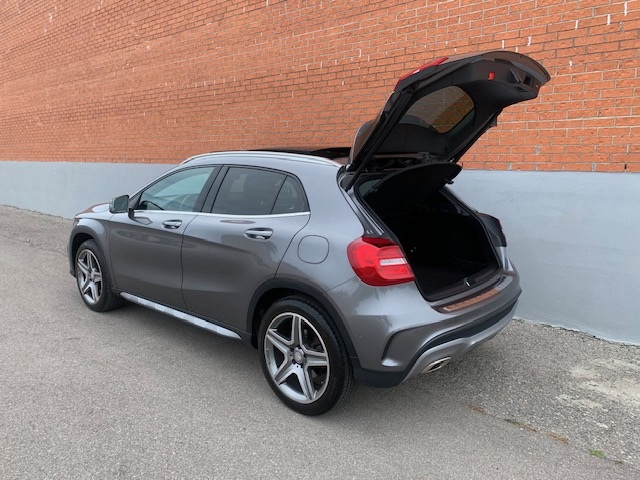 Mercedes-Benz GLA 250