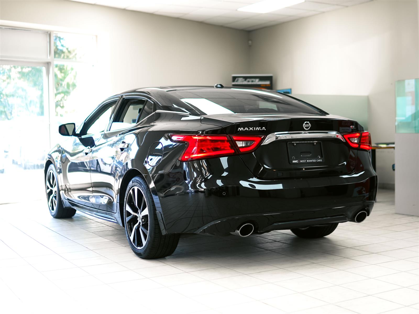 Nissan Maxima