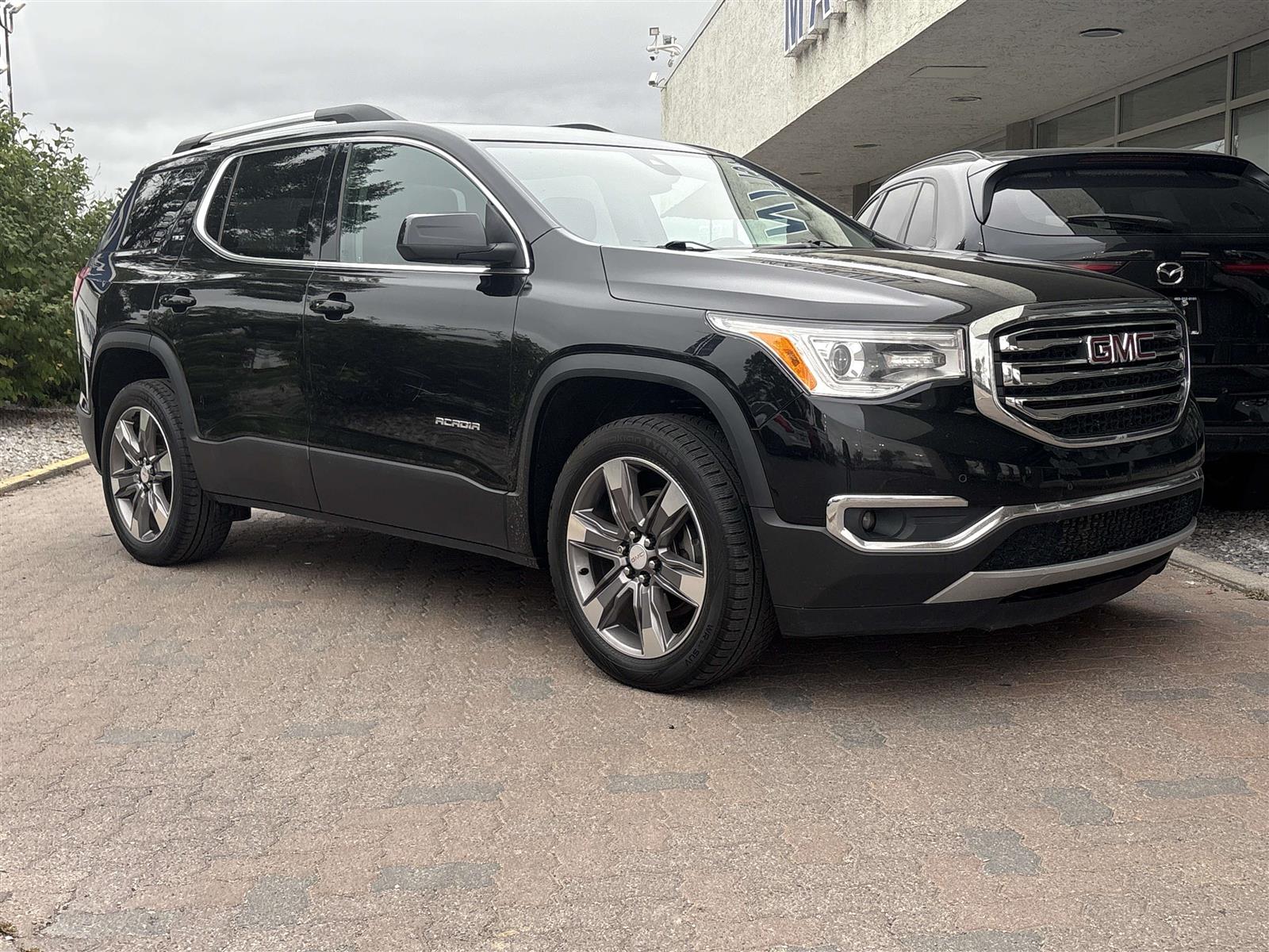 GMC Acadia