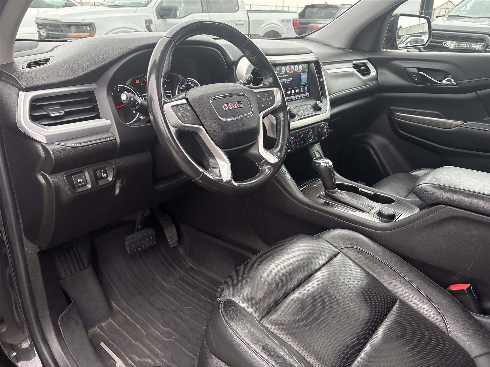 GMC Acadia