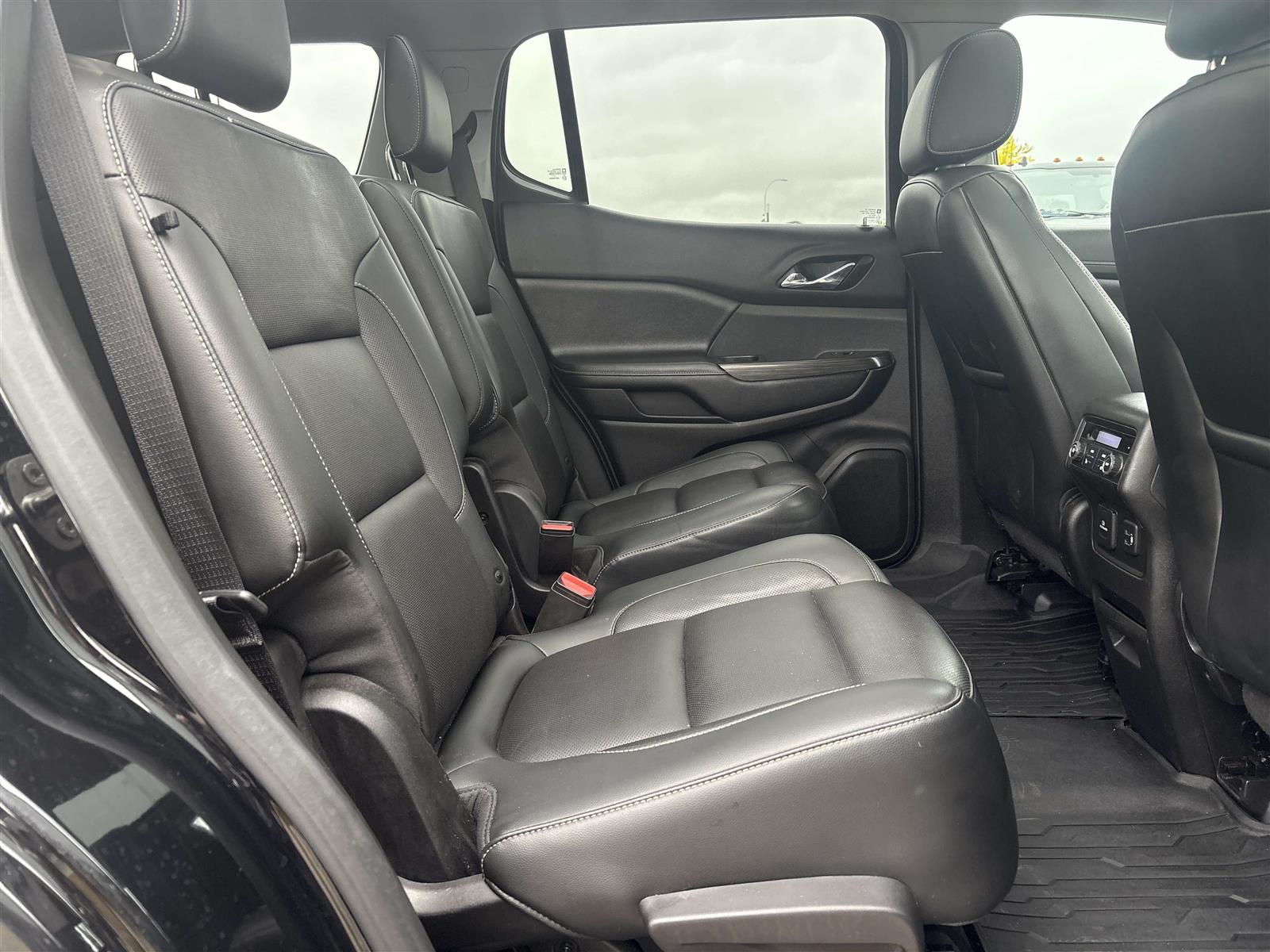 GMC Acadia