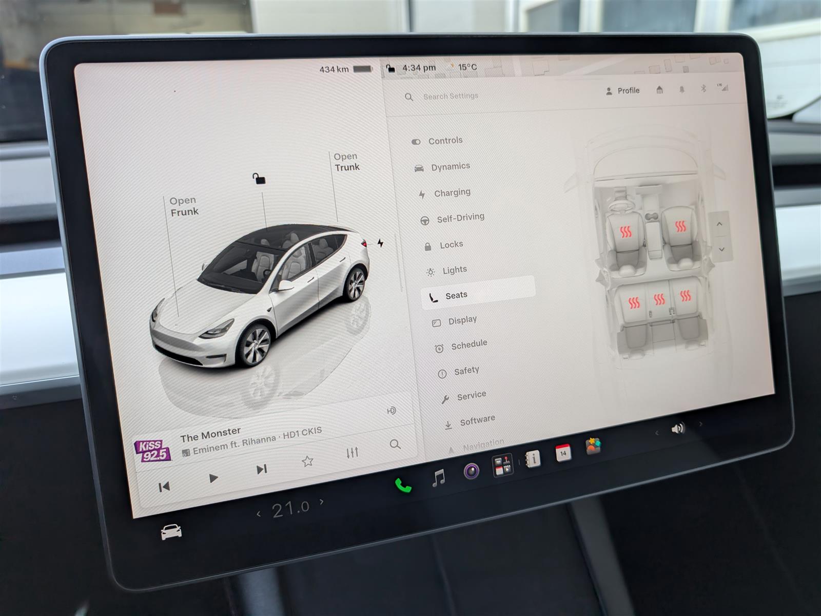 Tesla MODEL Y
