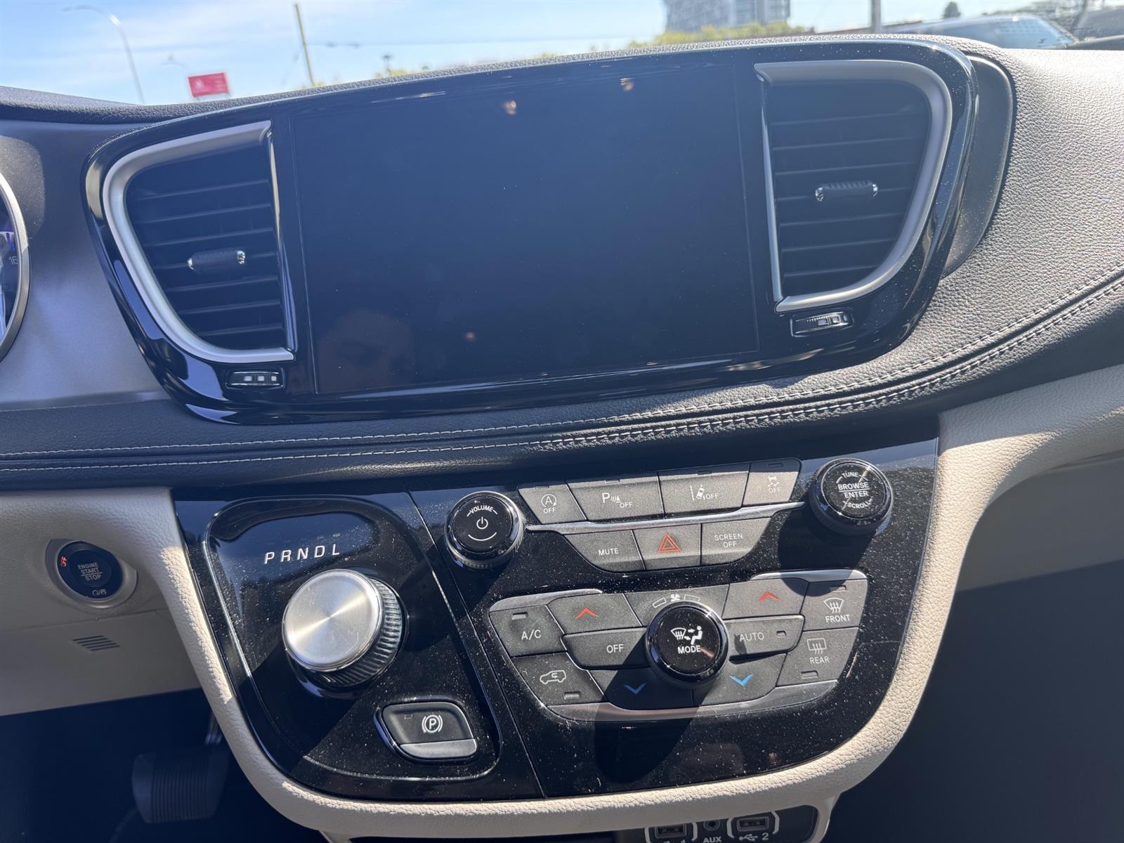 Chrysler Pacifica