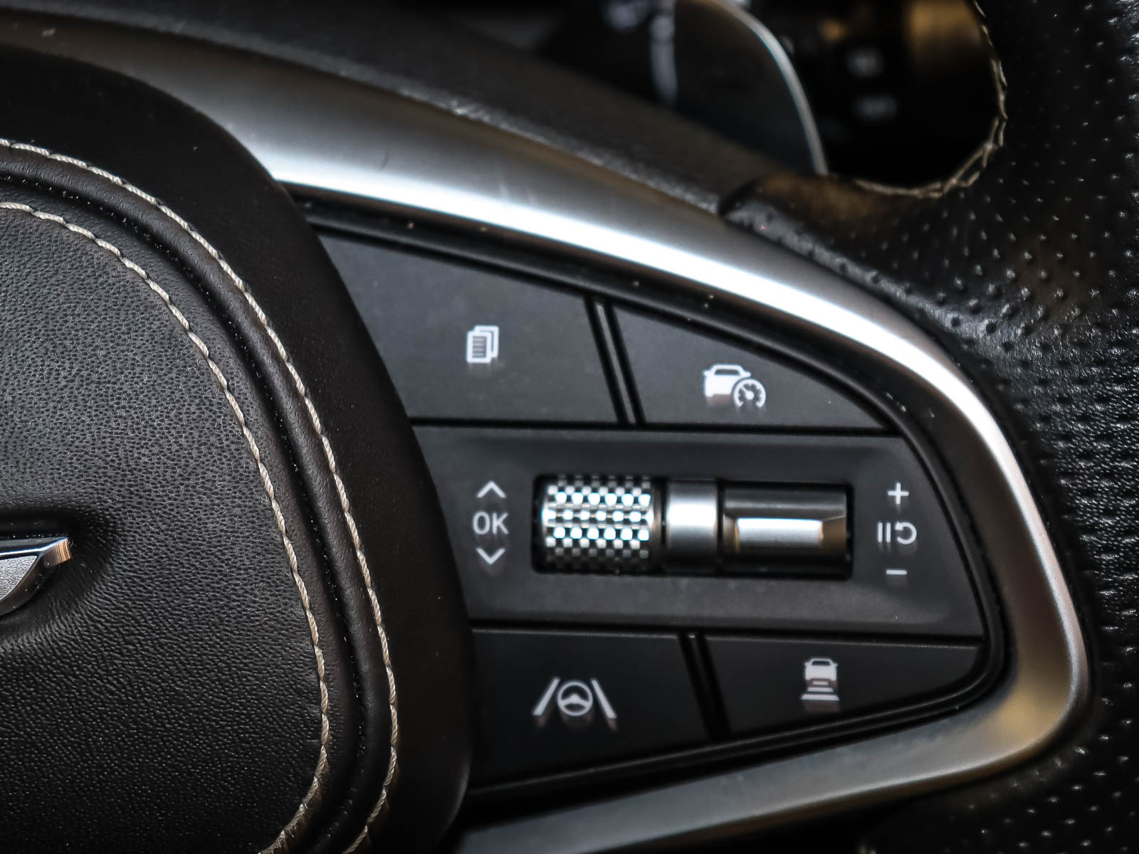 Genesis Electrified GV70