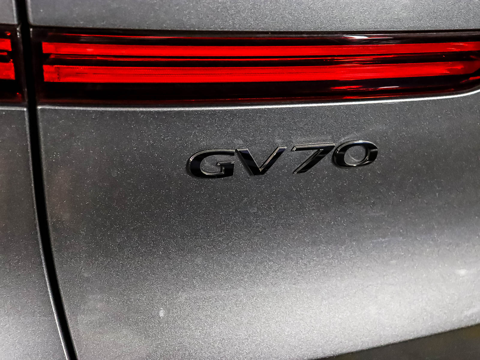 Genesis Electrified GV70