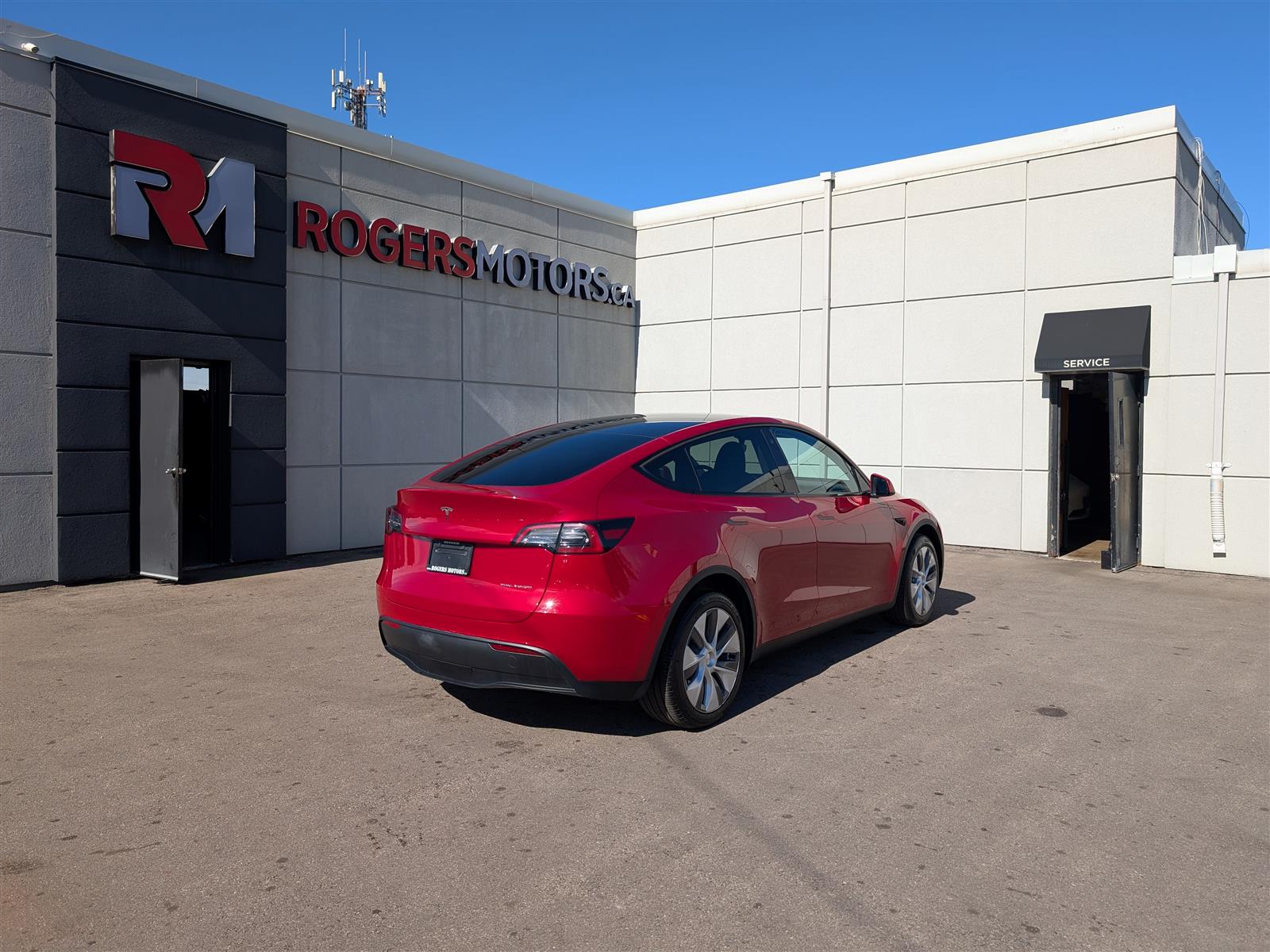 Tesla MODEL Y