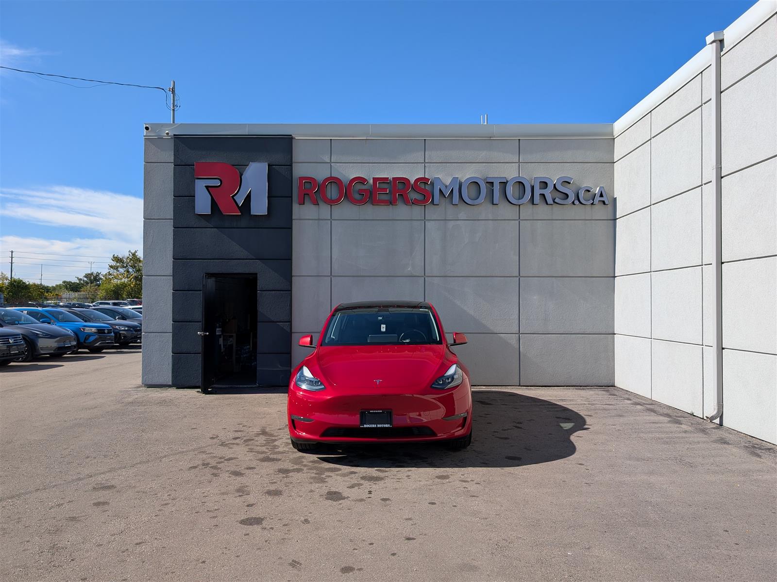 Tesla MODEL Y