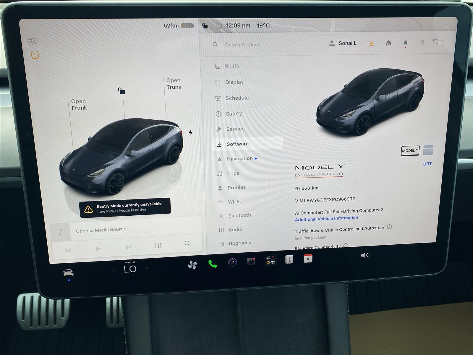 Tesla MODEL Y