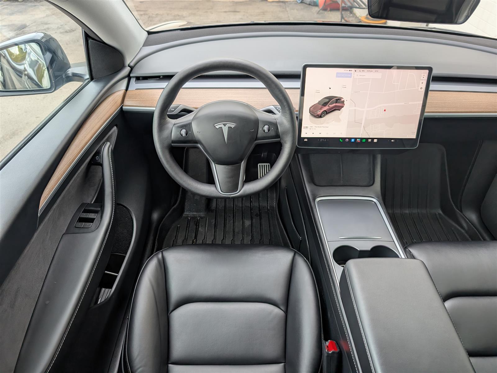 Tesla MODEL Y