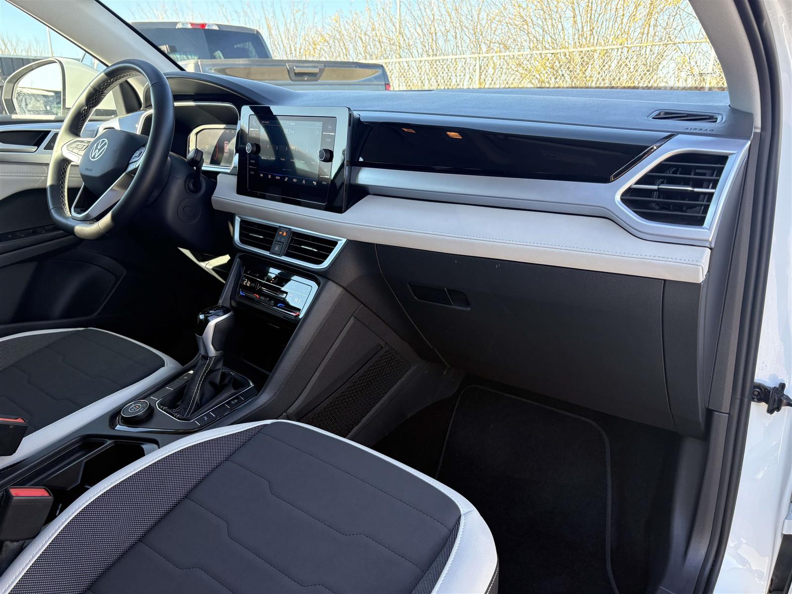 Volkswagen TAOS